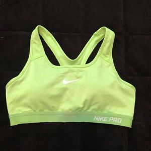 Nike pro sports top